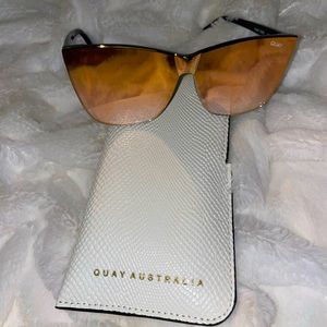 Quay Australia sunnies!